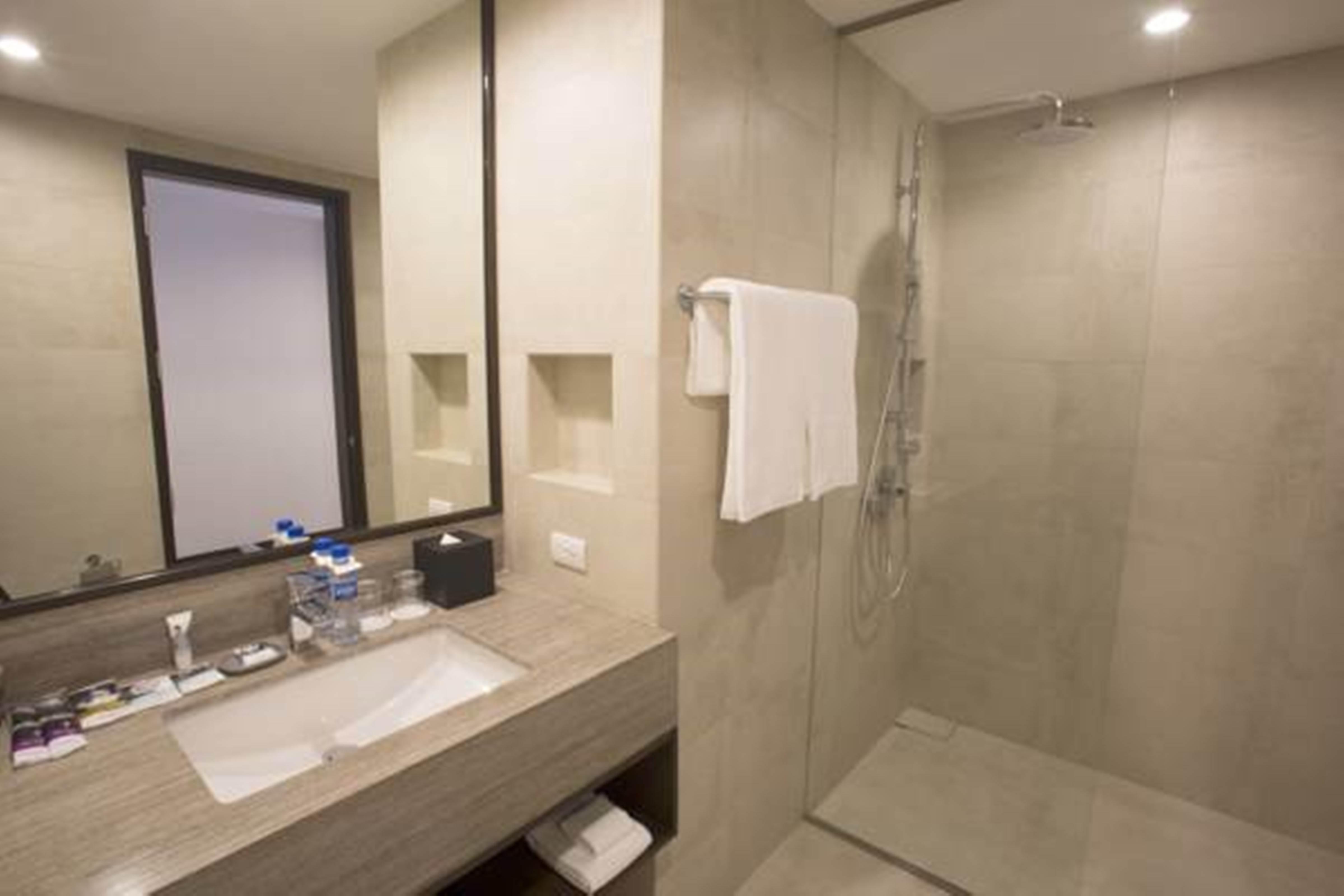 Wynwood Hotel Pasig City Екстериор снимка